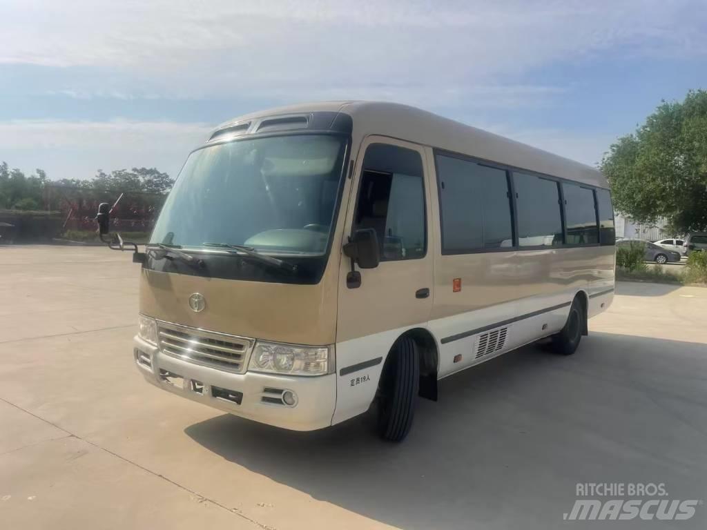 Toyota Coaster Tarpmiestiniai autobusai