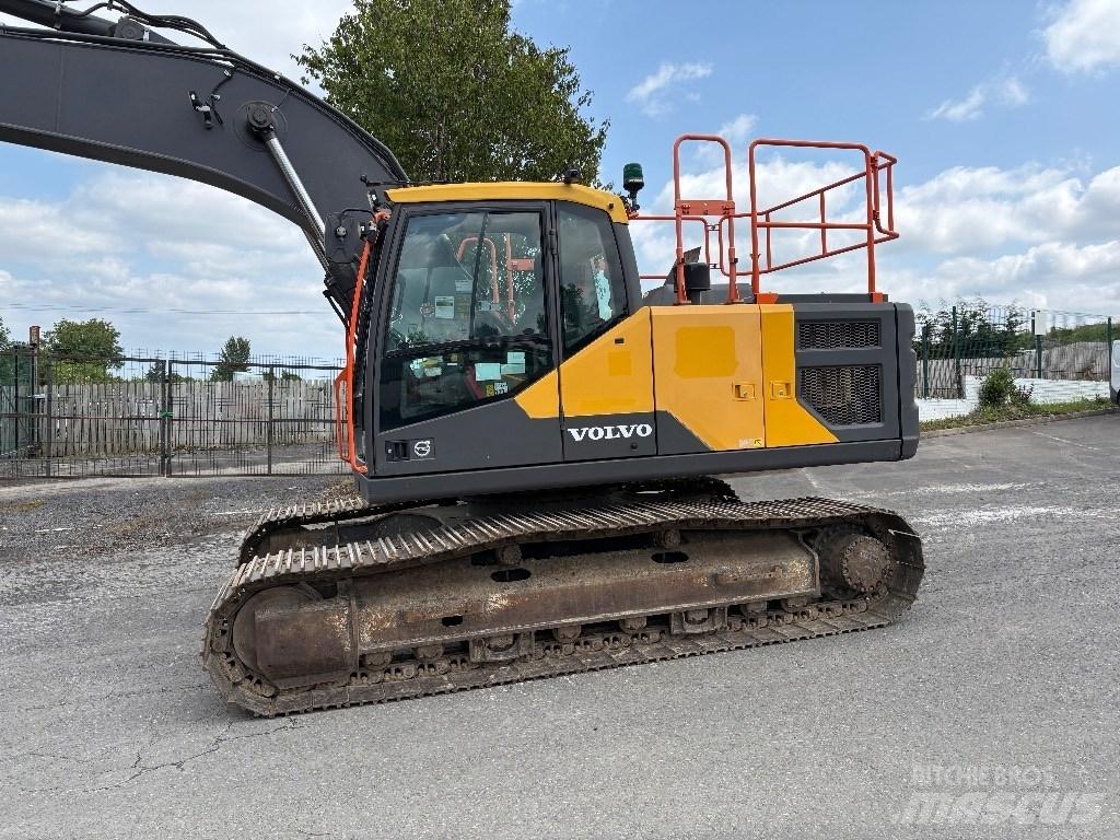 Volvo EC 200 Vikšriniai ekskavatoriai
