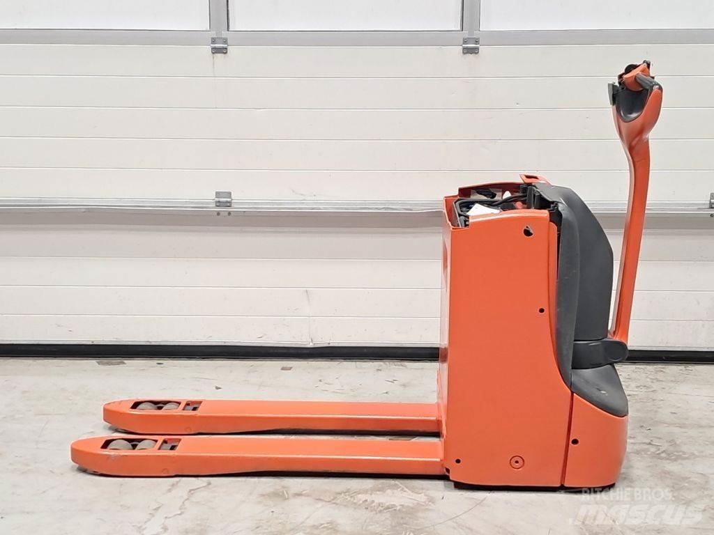Linde T16 Mažų aukščių keltuvai