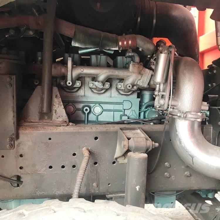 Howo 371 6x4 Savivarčių priekabų vilkikai