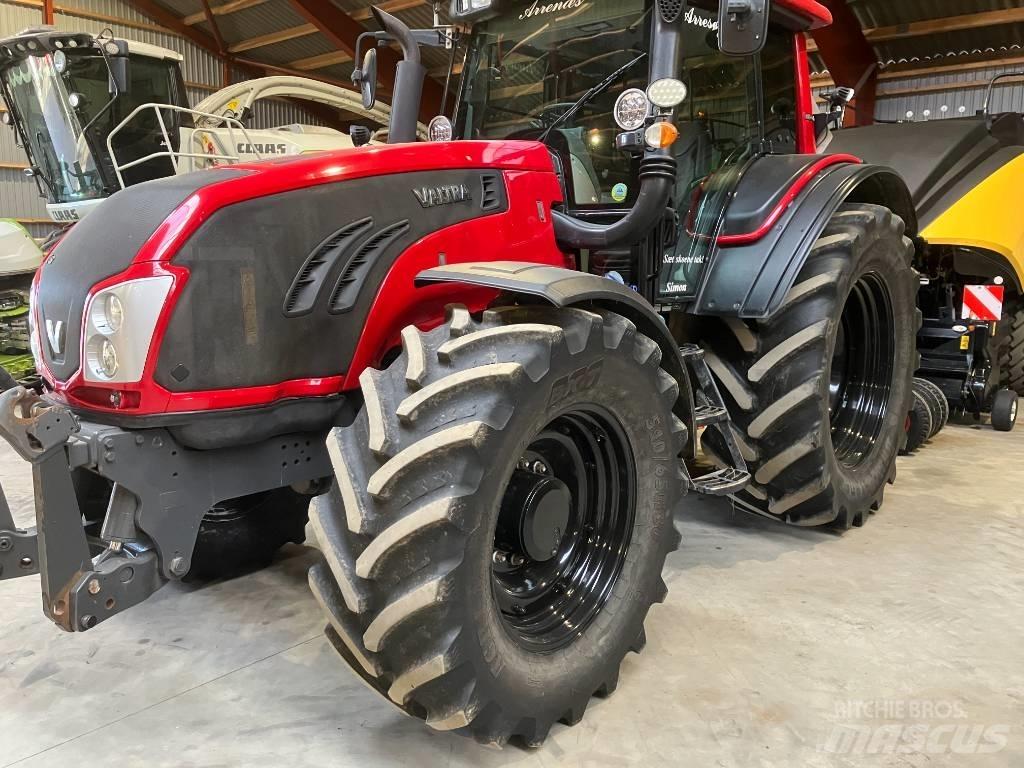 Valtra T 153 HT Traktoriai