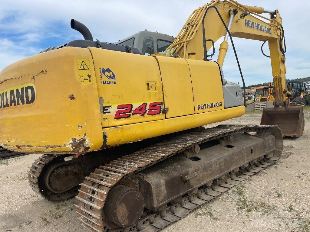 New Holland 245B Vikšriniai ekskavatoriai