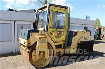 Bomag BW 144 AC-2 Porinių būgnų volai