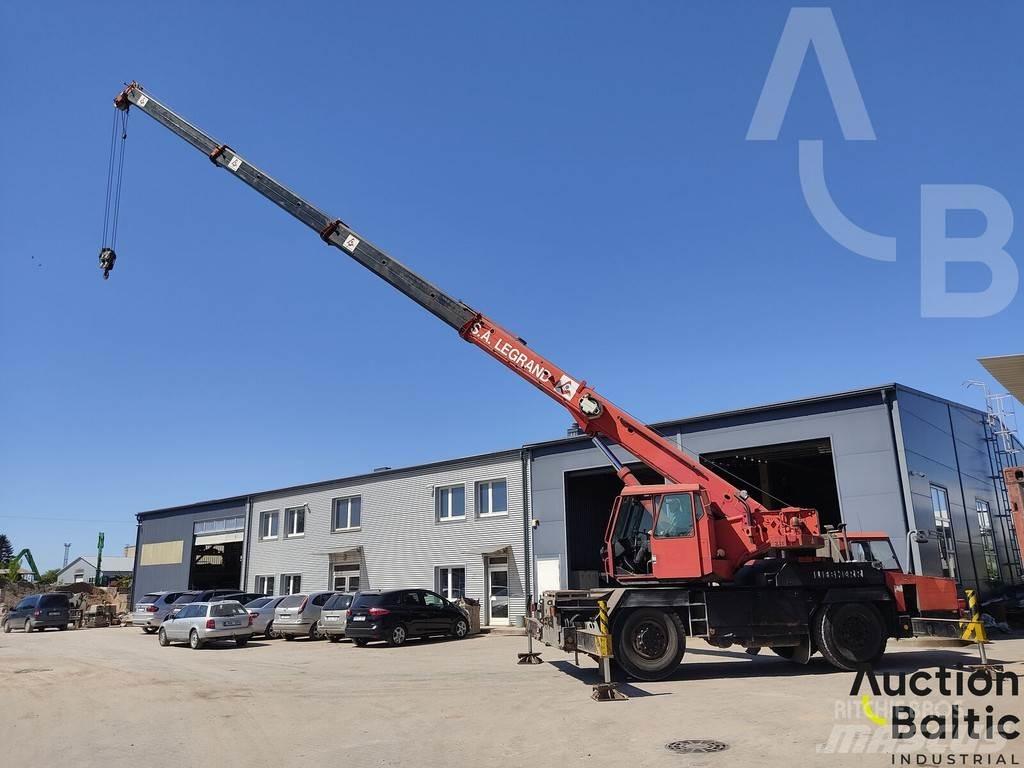 Liebherr LTM 1025 Visureigiai kranai