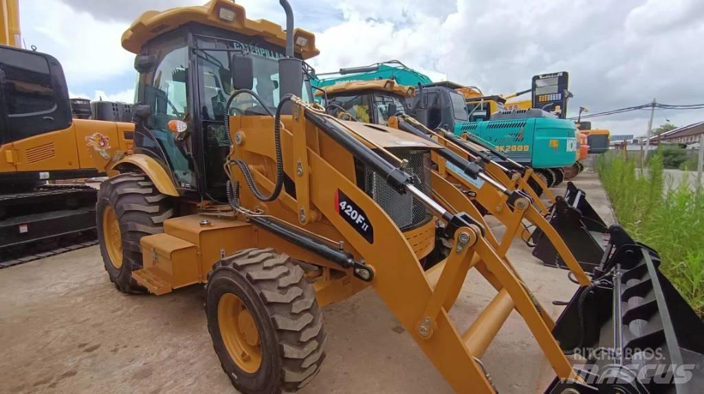 CAT 420 F Ekskavatoriniai krautuvai