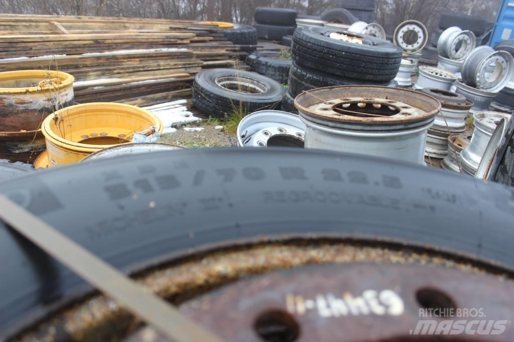 Volvo FE 240 Sunkvežimiai su dengtu kėbulu