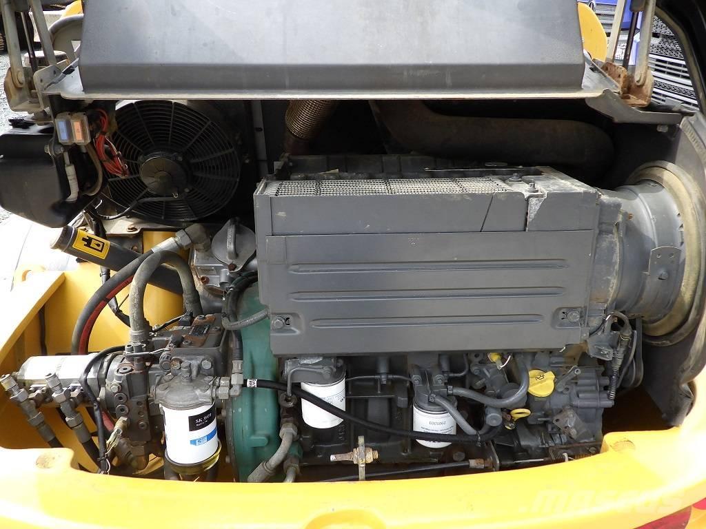 Volvo L 25 F Naudoti ratiniai krautuvai