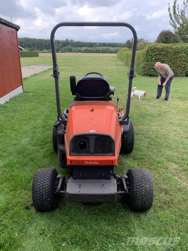 Kubota F2880 Sodo traktoriukai-vejapjovės