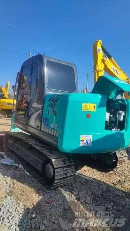 Kobelco SK 75 Vikšriniai ekskavatoriai