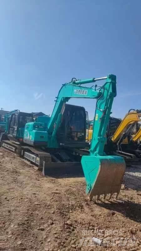Kobelco SK 75 Vikšriniai ekskavatoriai