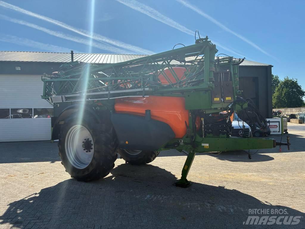 Amazone UX 4200 Prikabinami purkštuvai