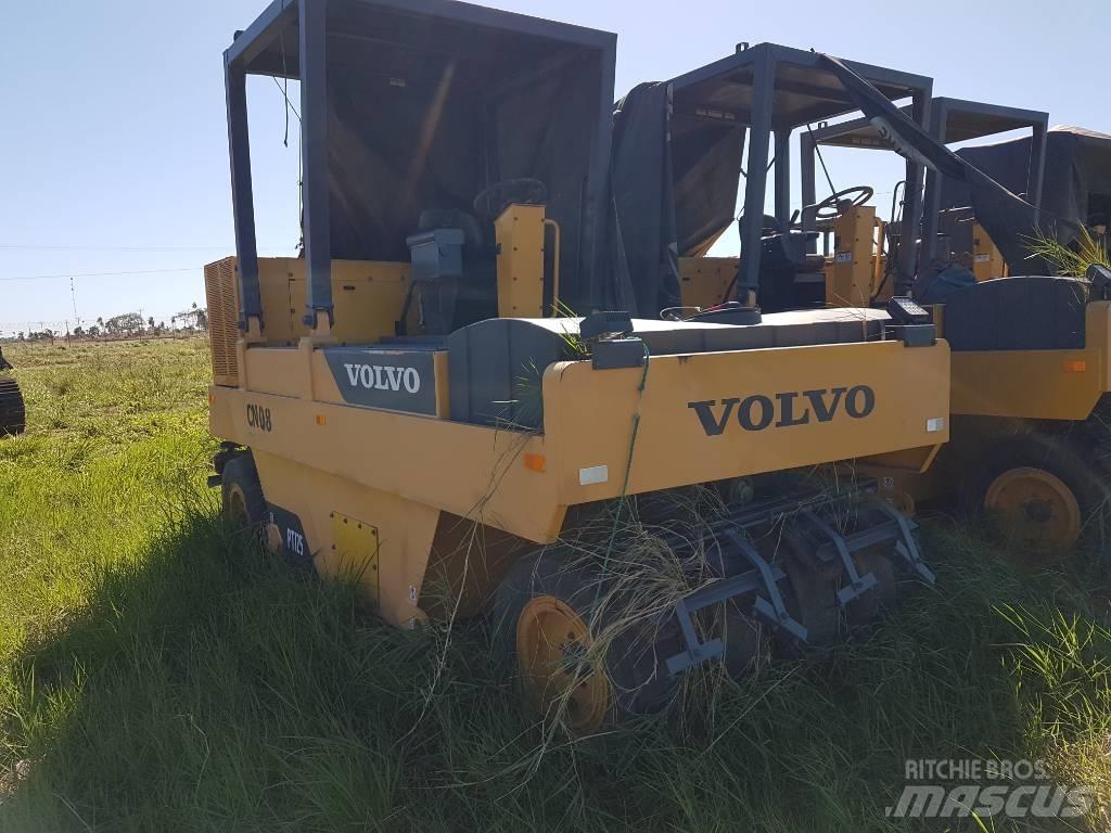 Volvo PT 125 Gruntiniai volai