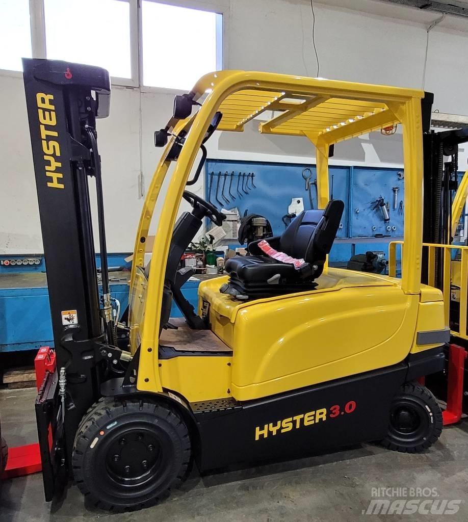 Hyster J3.0XN Elektriniai šakiniai krautuvai