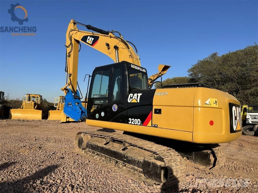 CAT 320 D L Vikšriniai ekskavatoriai