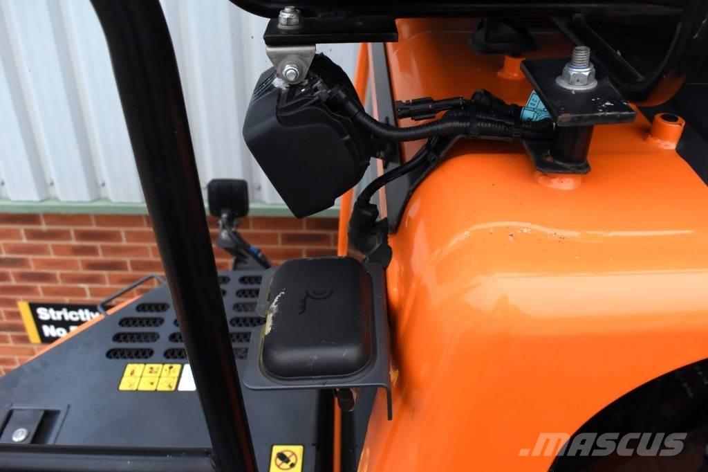 Develon DX140LCR-7 Vikšriniai ekskavatoriai