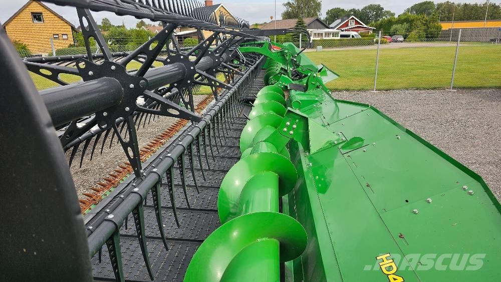 John Deere X9 1100 Derliaus nuėmimo kombainai
