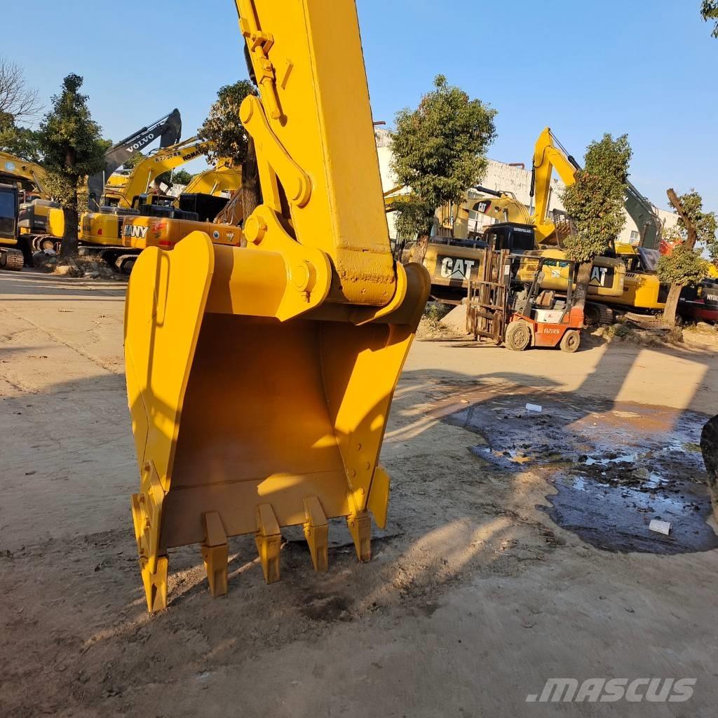 CAT 320 D2 Vikšriniai ekskavatoriai