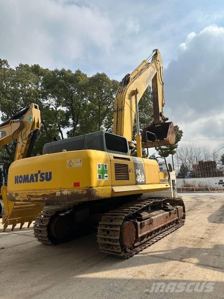Komatsu PC 450-8 Vikšriniai ekskavatoriai