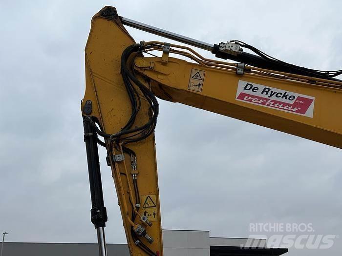 JCB 220X-LC Vikšriniai ekskavatoriai