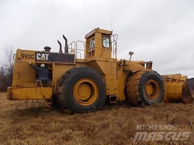 CAT 992C Naudoti ratiniai krautuvai