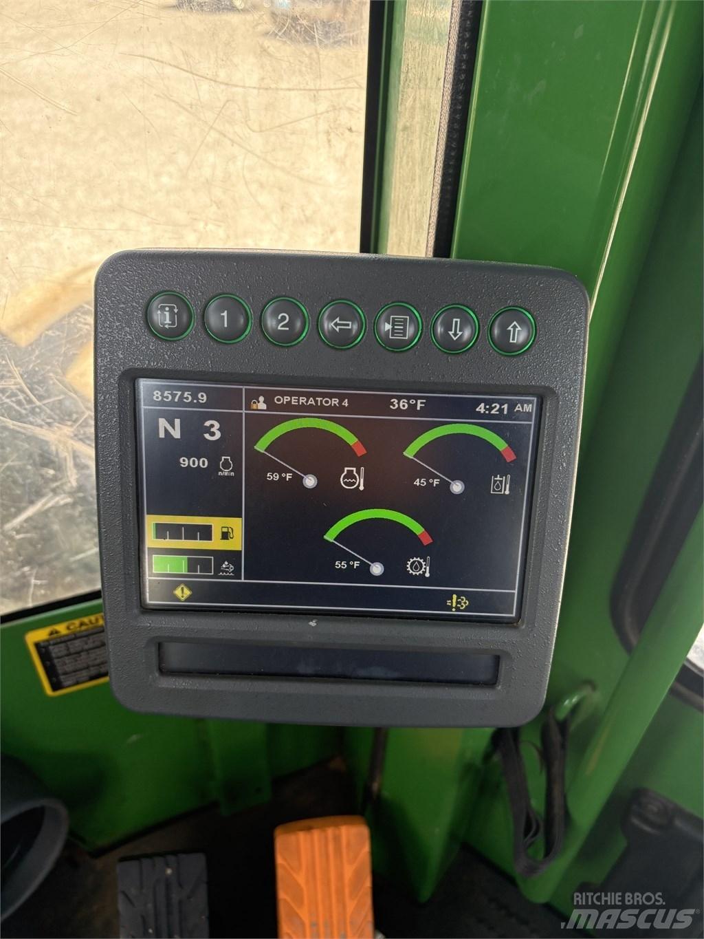 Deere 648L II Skiedrovežiai