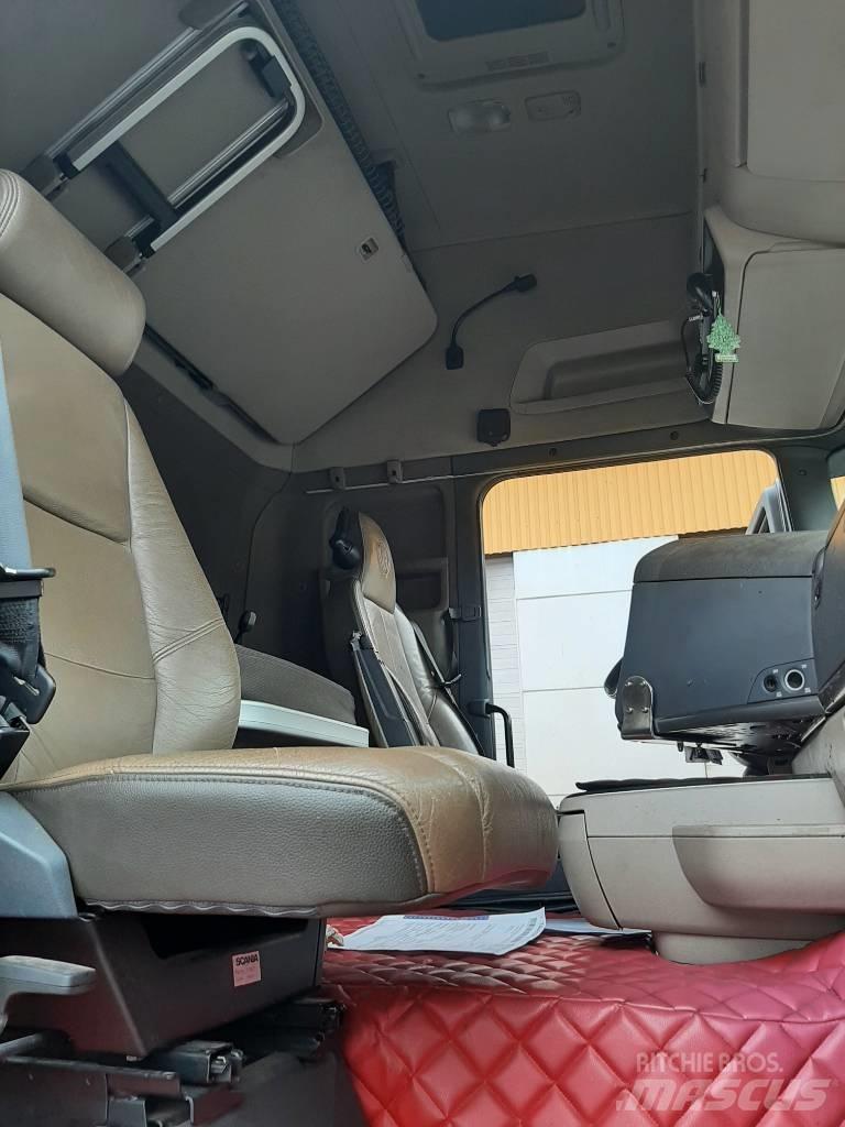 Scania R 580 Sunkvežimiai su keliamuoju kabliu