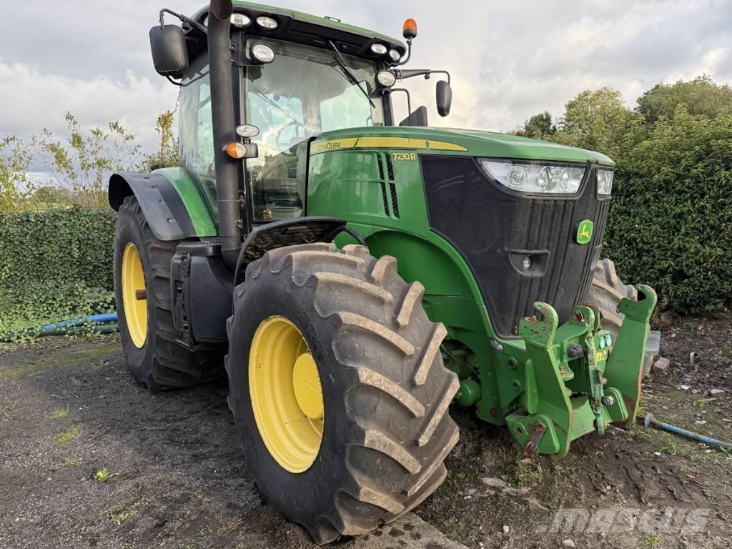 John Deere 7230 R Traktoriai
