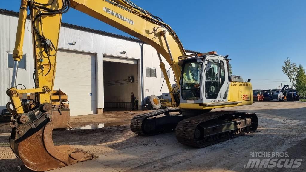 New Holland E 215 B Vikšriniai ekskavatoriai