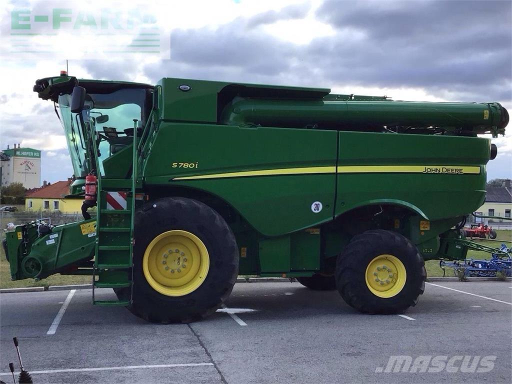 John Deere S 780 Derliaus nuėmimo kombainai