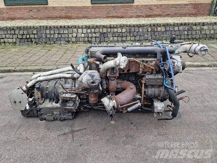  Engines PE228C Transportas - Kita