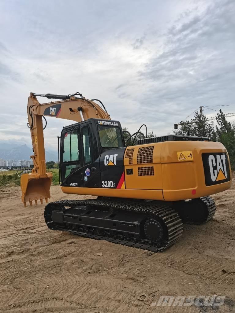 CAT 320D Vikšriniai ekskavatoriai