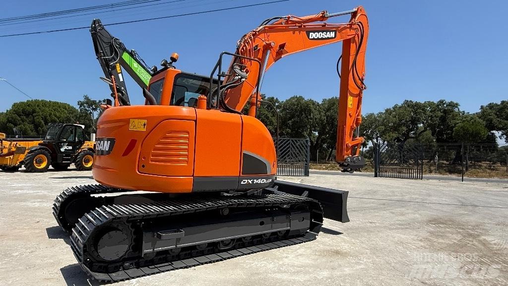  Dossan DX140LCR Vikšriniai ekskavatoriai