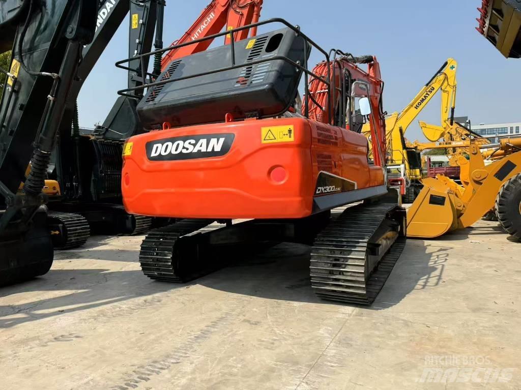 Doosan DX 300 LC-9C Vikšriniai ekskavatoriai
