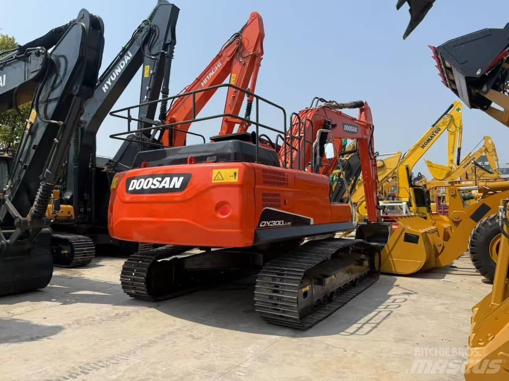 Doosan DX 300 LC-9C Vikšriniai ekskavatoriai