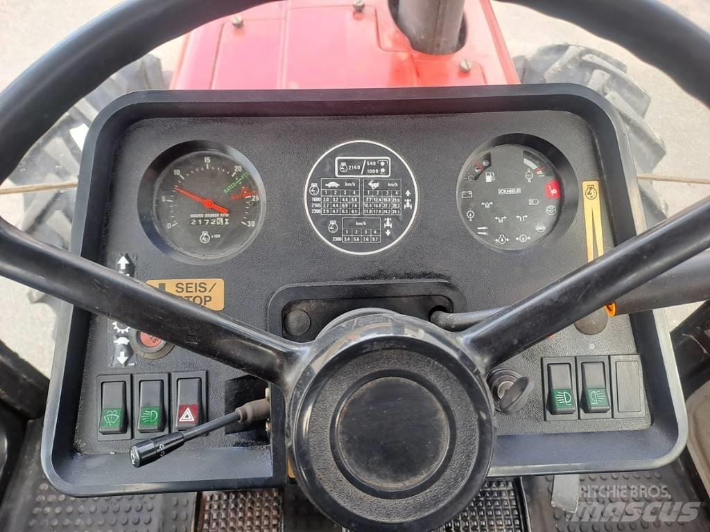 Case IH 685 XL Traktoriai