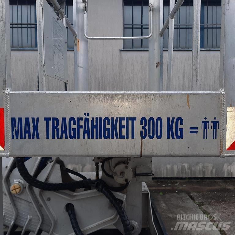 Multitel MT 162 Ant vilkikų montuojamos kėlimo platformos