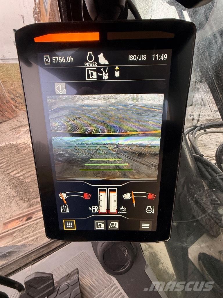 CAT 352 Vikšriniai ekskavatoriai