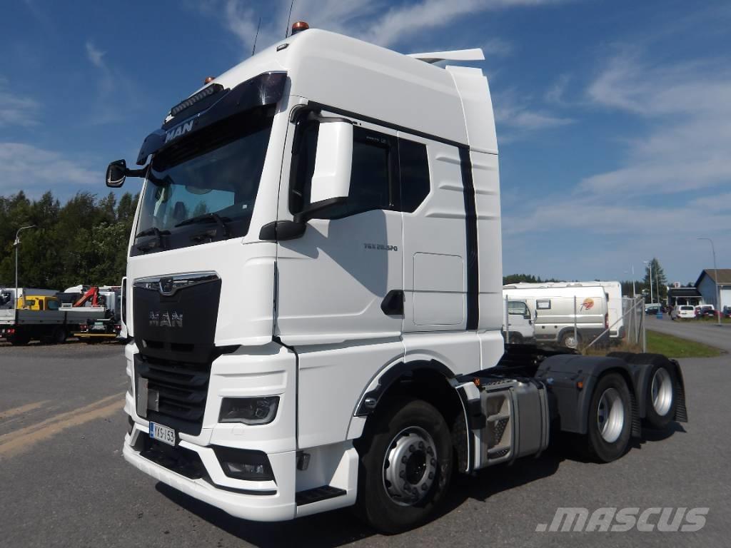 MAN TGX 28.520 Naudoti vilkikai
