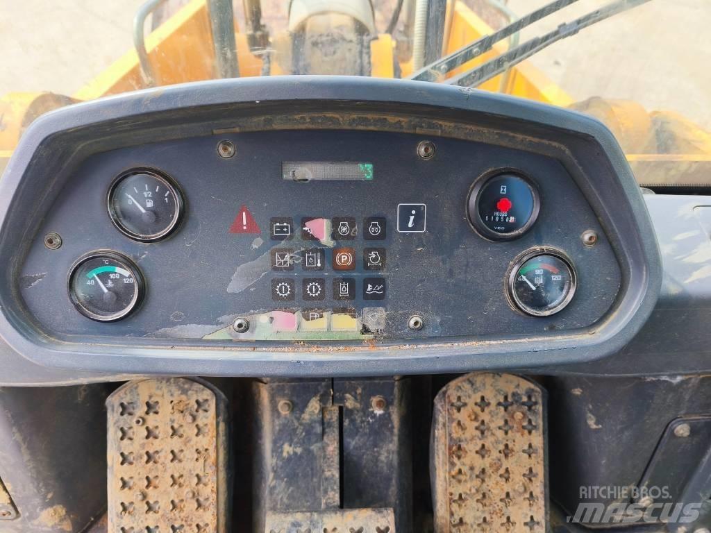 Liebherr LR 634 Vikšriniai krautuvai