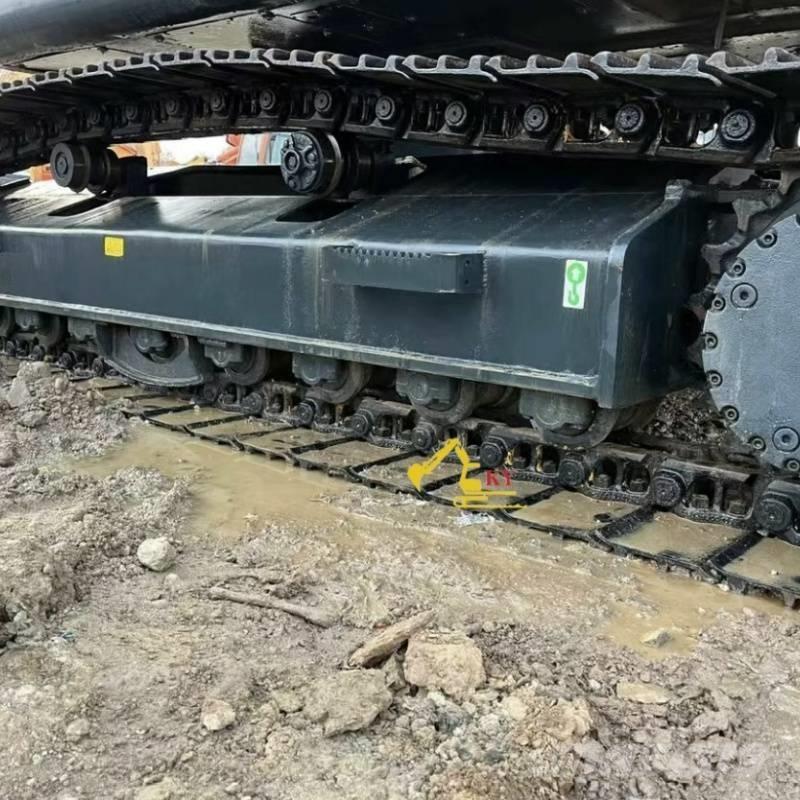 Hyundai 220-9 Vikšriniai ekskavatoriai