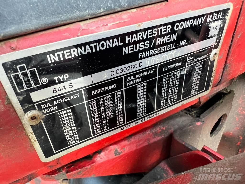 International 844xl Traktoriai