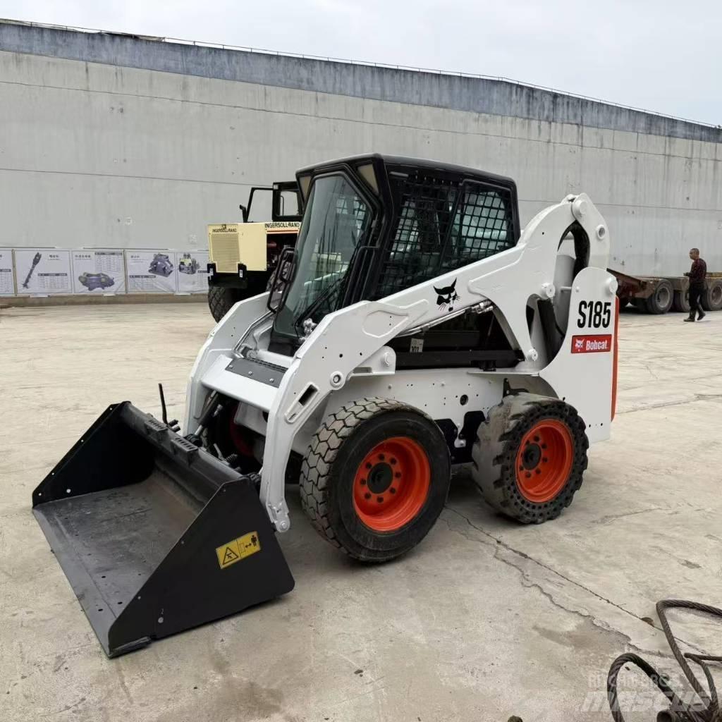 Bobcat S 185 Krautuvai su šoniniu pasukimu