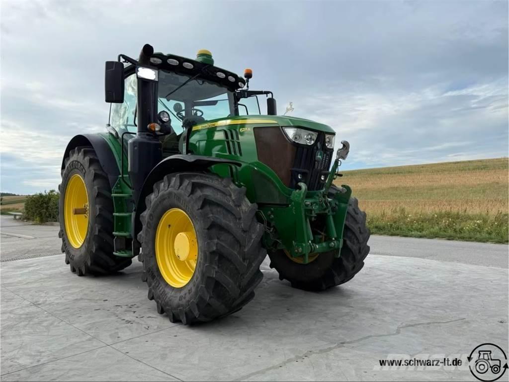 John Deere 6215R Traktoriai