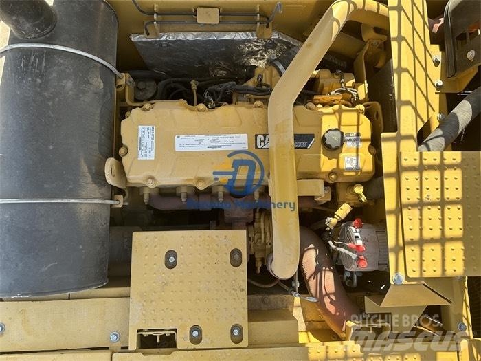 CAT 336 D Vikšriniai ekskavatoriai