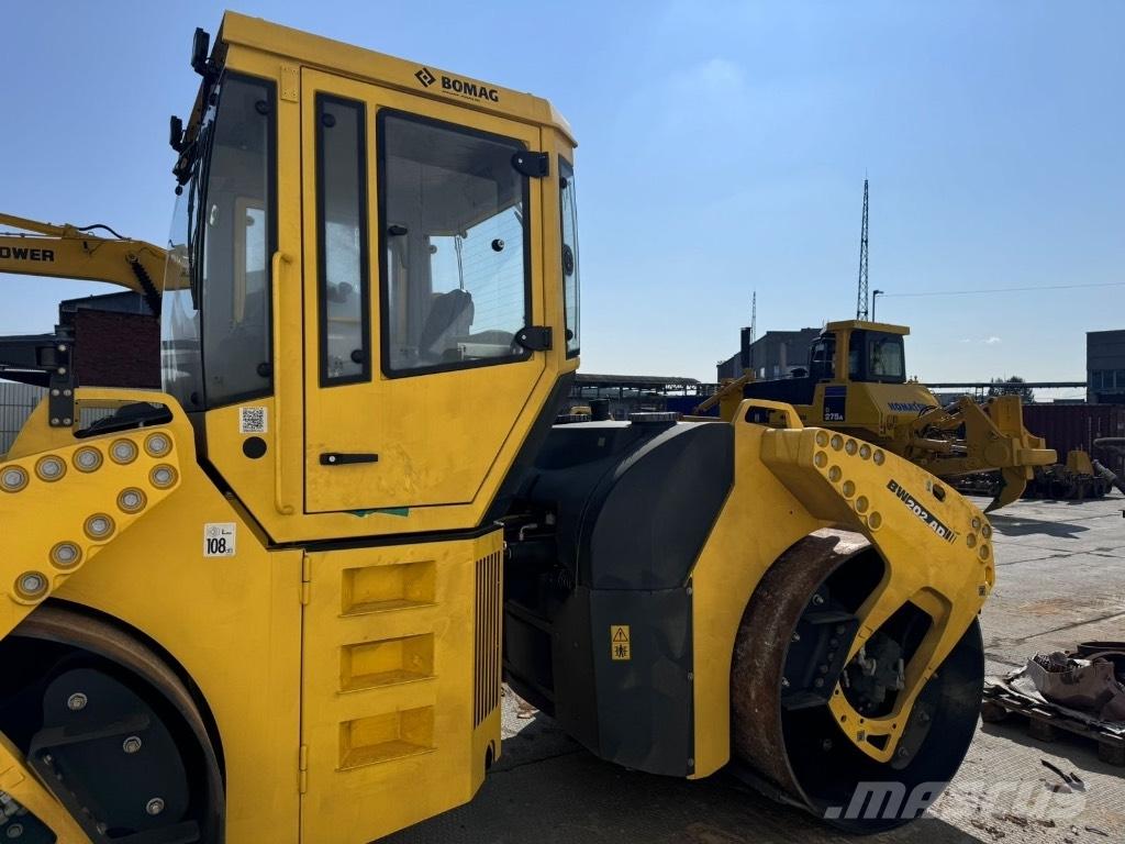 Bomag BW 202 AD-4 Porinių būgnų volai