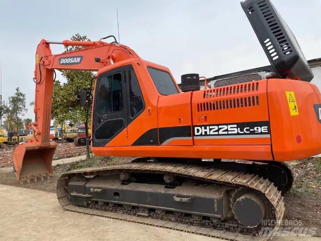 Doosan DH225LC-9E Vikšriniai ekskavatoriai