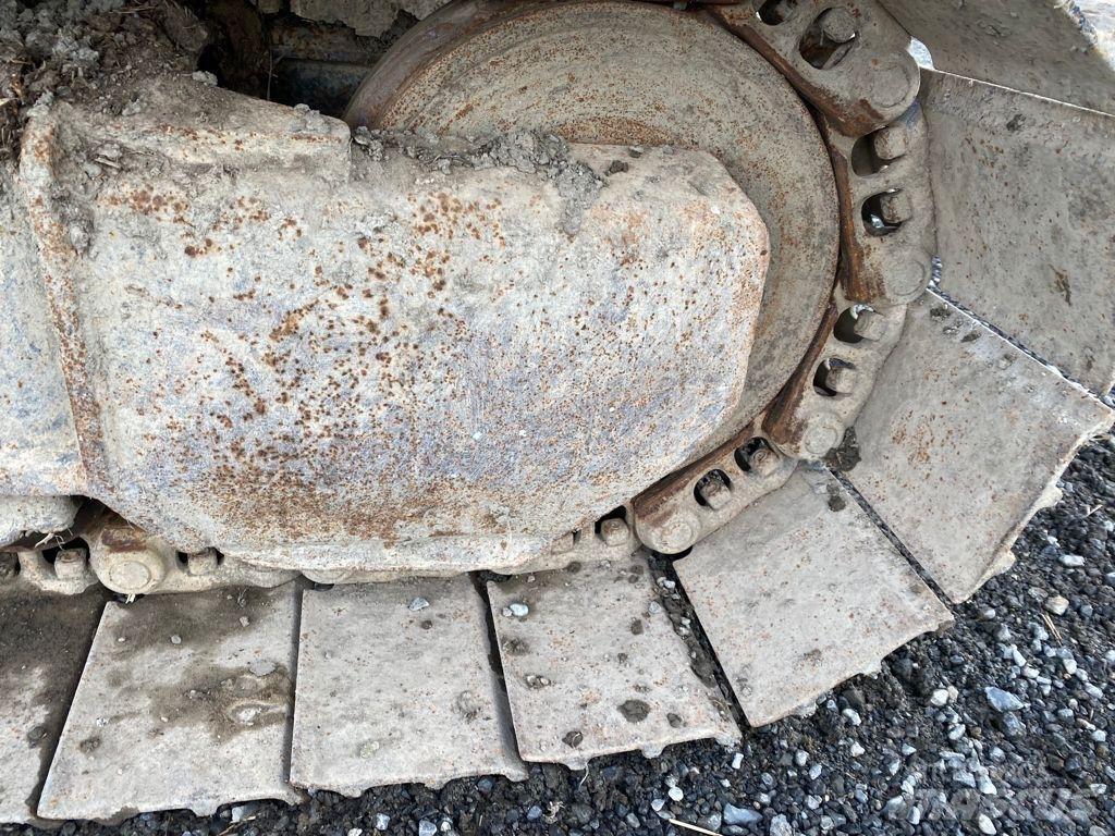 Hitachi EX 120-5 Vikšriniai ekskavatoriai