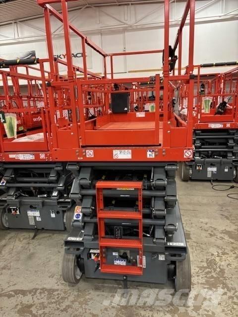 SkyJack SJ 4740 Žirkliniai keltuvai