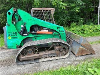 Bobcat S250 Krautuvai su šoniniu pasukimu