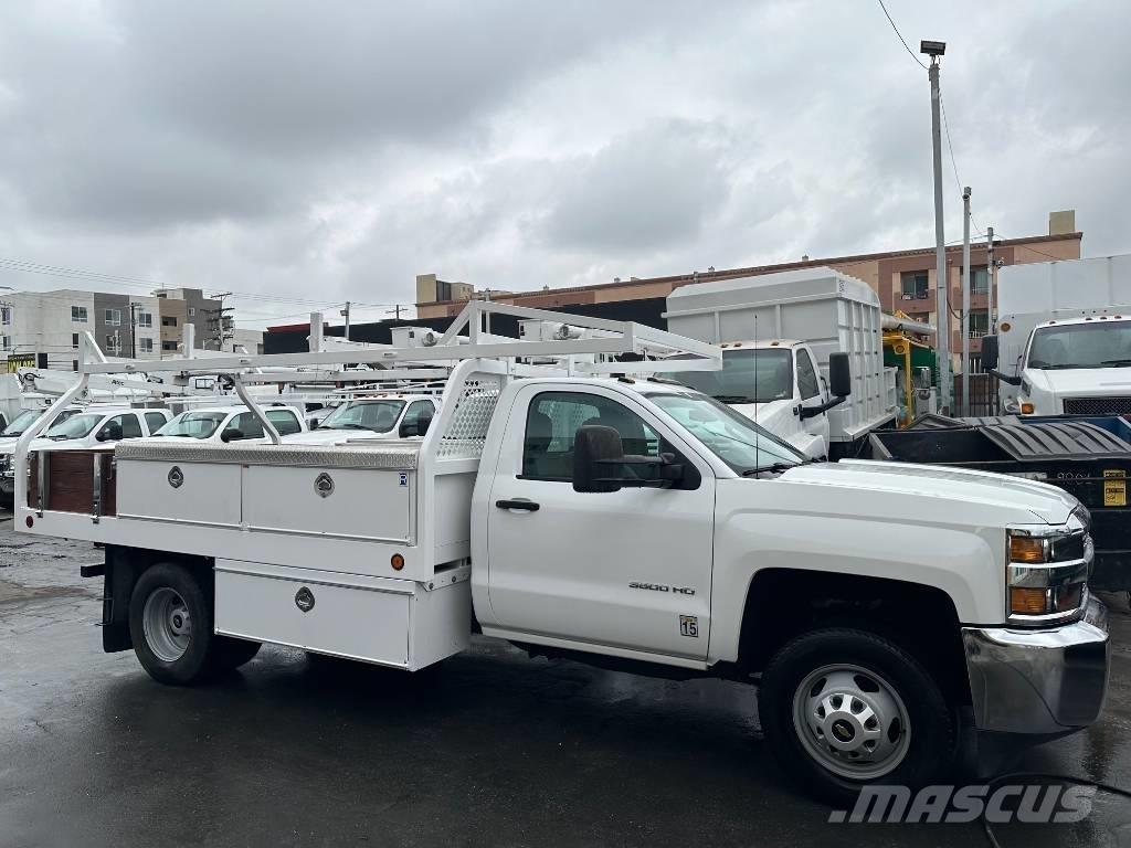 Chevrolet 3500 HD Pikapai / Bortiniai sunkvežimiai